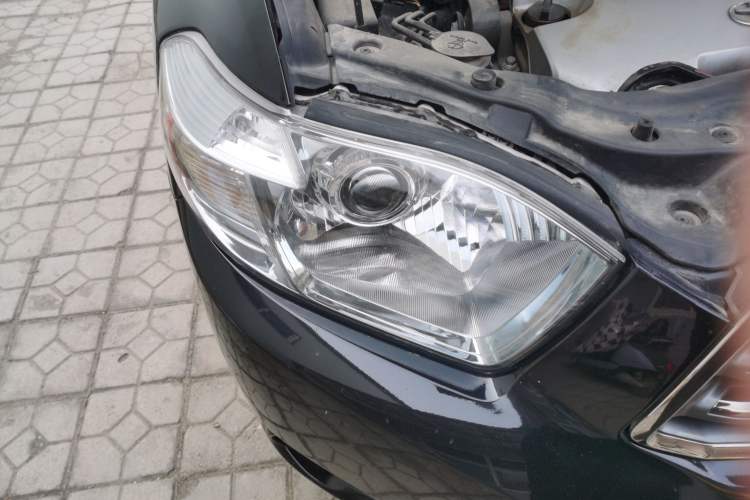 Used Toyota Highlander 2009 3.5L 4x4 7-Seater Luxury Edition Right Front Headlight
