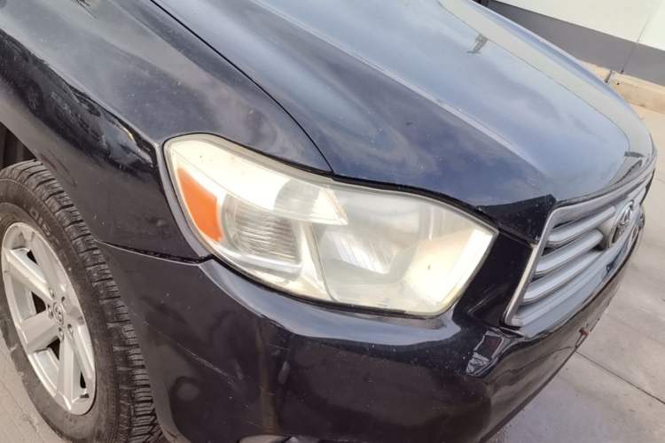 Used Toyota Highlander 2009 2.7L 2WD 5-Seater Elite Edition Right Front Headlight