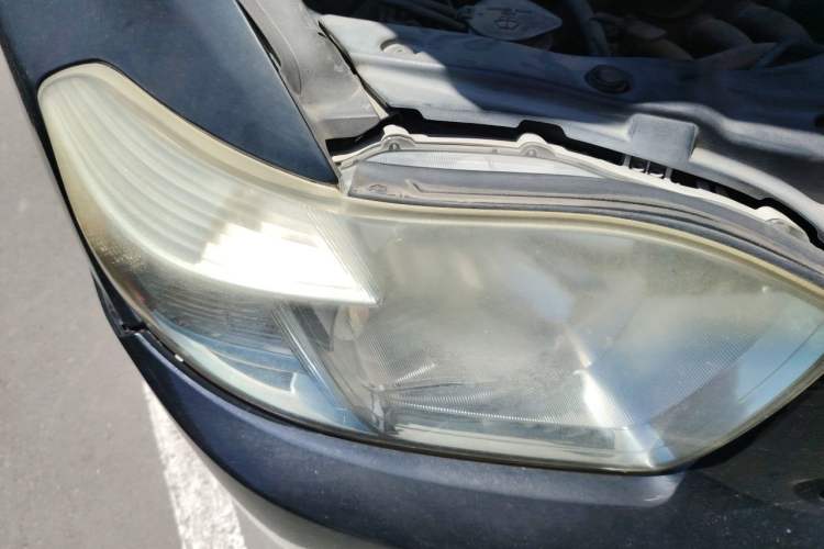 Used Toyota Highlander 2009 2.7L Two-Wheel Drive 5-Seater Sport Edition Right Front Headlight