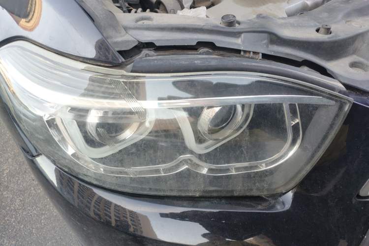 Used Toyota Highlander 2009 3.5L 4x4 7-Seater Luxury Edition Right Front Headlight