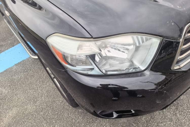 Used Toyota Highlander 2009 2.7L Two-Wheel Drive 5-Seater Sport Edition Right Front Headlight