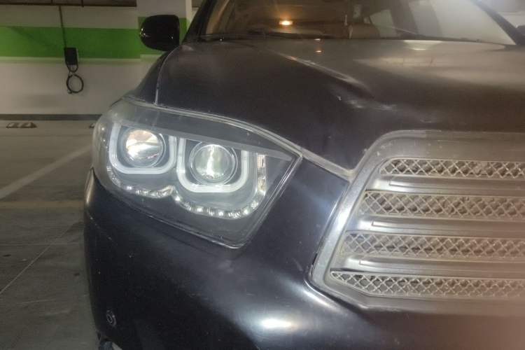 Used Toyota Highlander 2009 2.7L Two-Wheel Drive 7-Seater Luxury Edition Right Front Headlight