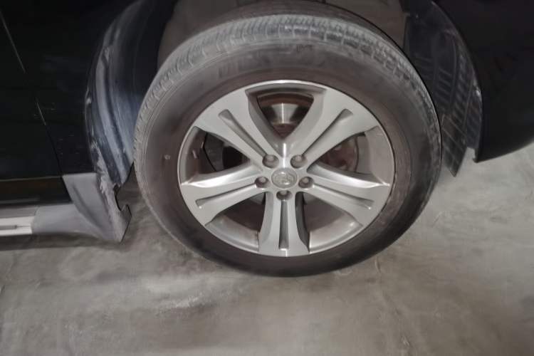Used Toyota Highlander 2009 2.7L Two-Wheel Drive 7-Seater Luxury Navigation Edition Right Front Wheel Hub