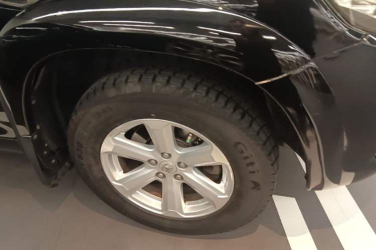 Used Toyota Highlander 2009 2.7L 2WD 7-Seater Elite Edition Right Front Wheel Hub