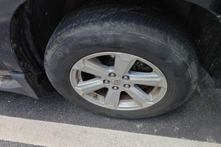 Used Toyota Highlander 2009 2.7L 2WD 5-Seater Elite Edition Right Front Wheel Hub