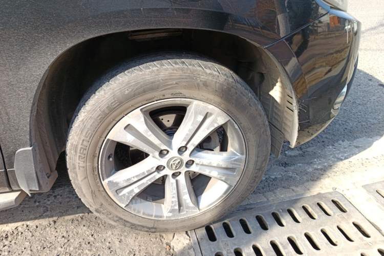 Used Toyota Highlander 2009 2.7L Two-Wheel Drive 7-Seater Luxury Edition Right Front Wheel Hub