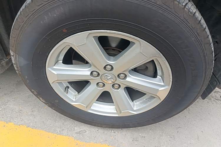 Used Toyota Highlander 2009 2.7L 2WD 7-Seater Elite Edition Right Front Wheel Hub