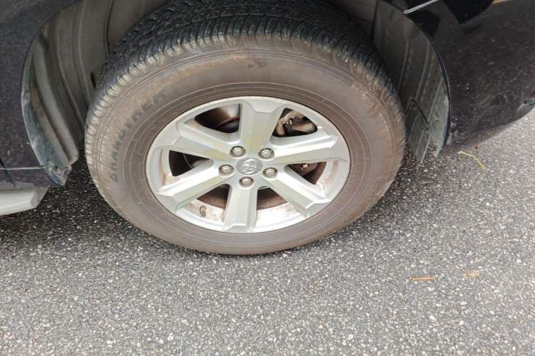 Used Toyota Highlander 2009 2.7L 2WD 5-Seater Elite Edition Right Front Wheel Hub