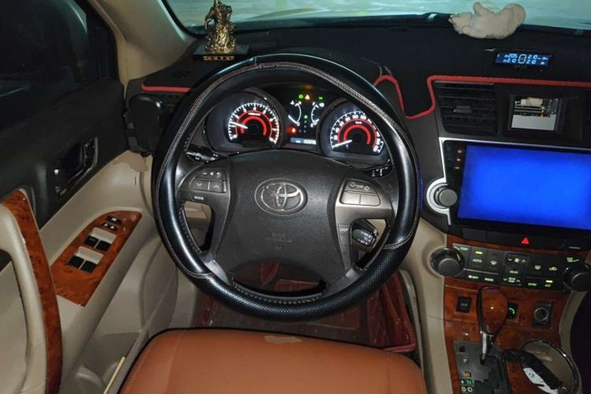 Used Toyota Highlander 2009 2.7L Two-Wheel Drive 7-Seater Luxury Edition Steering Wheel