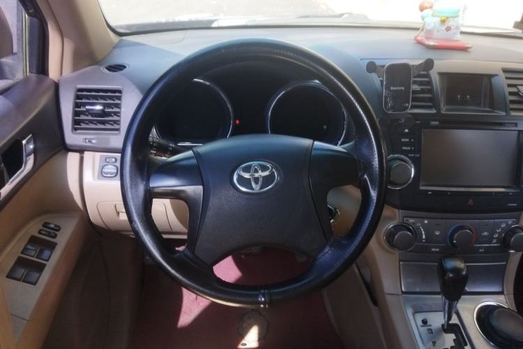 Used Toyota Highlander 2009 3.5L 4x4 7-Seater Elite Edition Steering Wheel