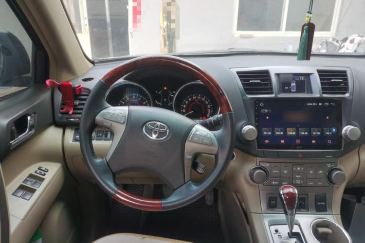 Used Toyota Highlander 2009 3.5L 4x4 7-Seater Luxury Edition Steering Wheel