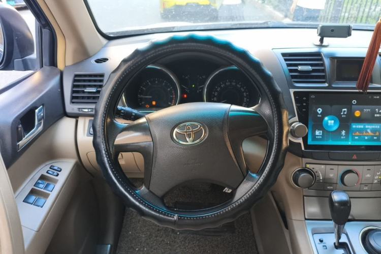 Used Toyota Highlander 2009 3.5L 4x4 7-Seater Elite Edition Steering Wheel