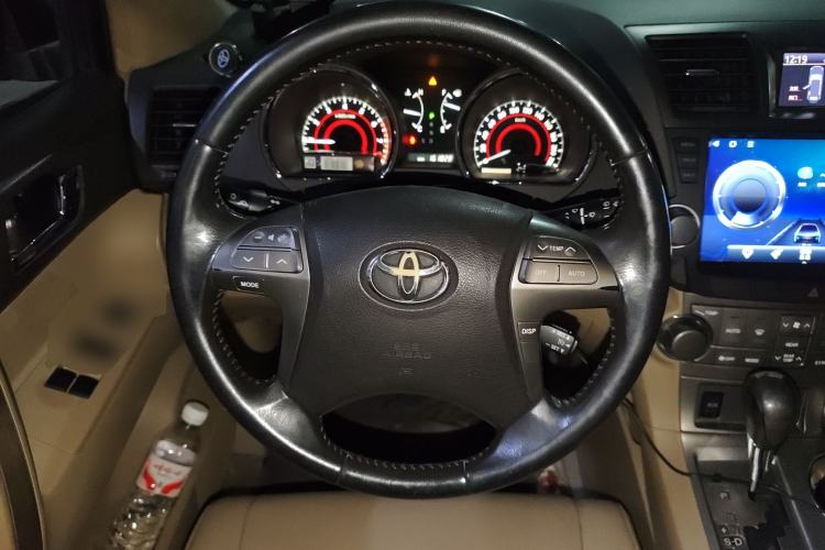 Used Toyota Highlander 2009 2.7L Two-Wheel Drive 7-Seater Luxury Navigation Edition Steering Wheel