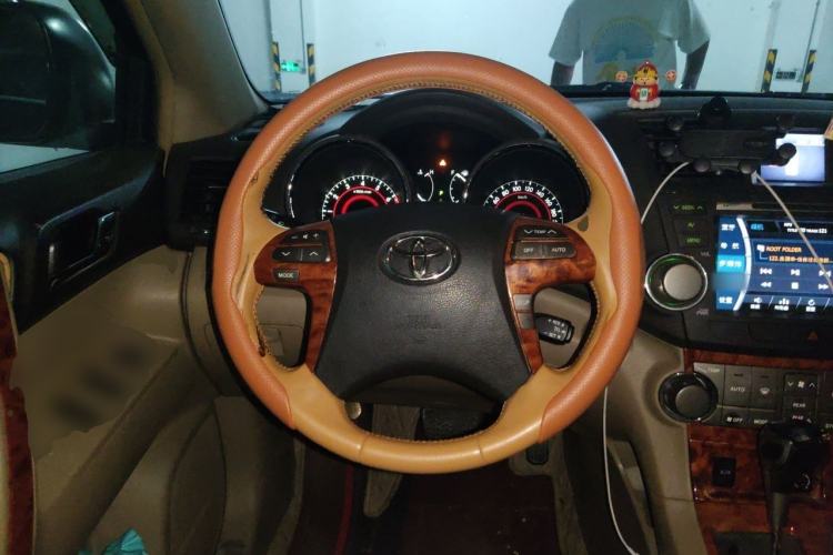 Used Toyota Highlander 2009 2.7L Two-Wheel Drive 7-Seater Luxury Navigation Edition Steering Wheel