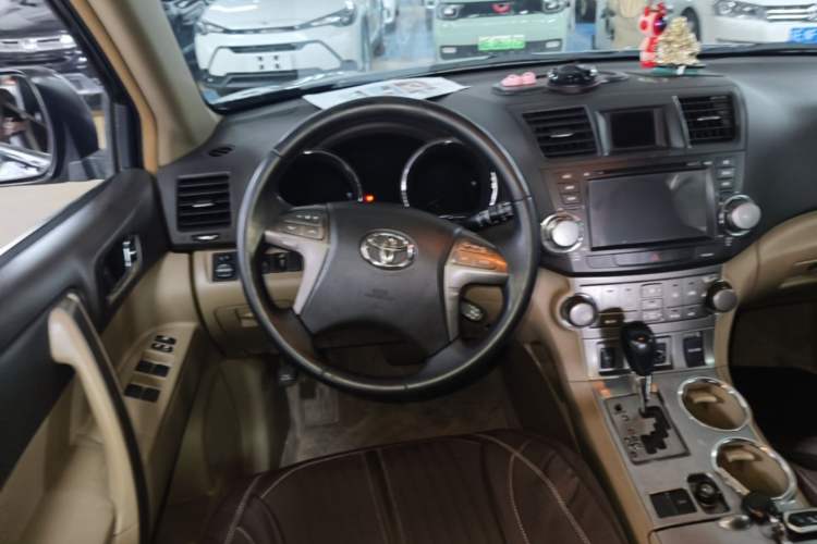 Used Toyota Highlander 2009 2.7L Two-Wheel Drive 7-Seater Luxury Navigation Edition Steering Wheel