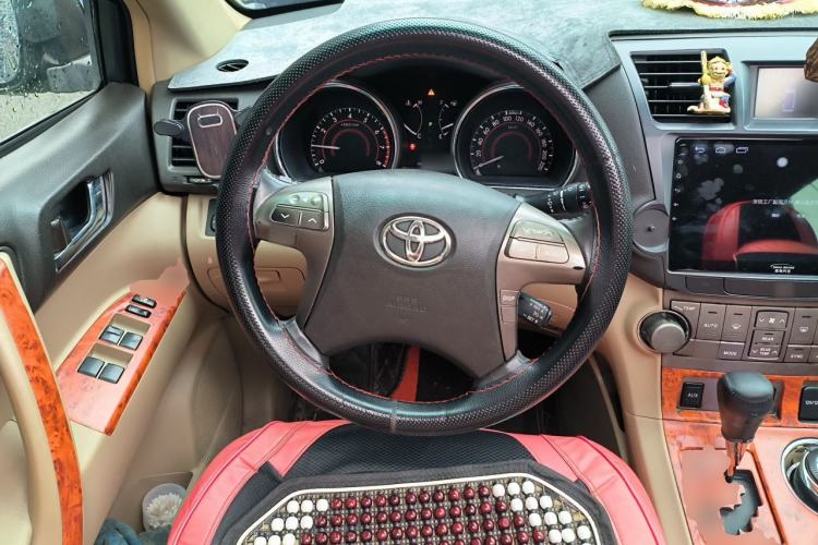 Used Toyota Highlander 2009 2.7L Two-Wheel Drive 7-Seater Luxury Edition Steering Wheel