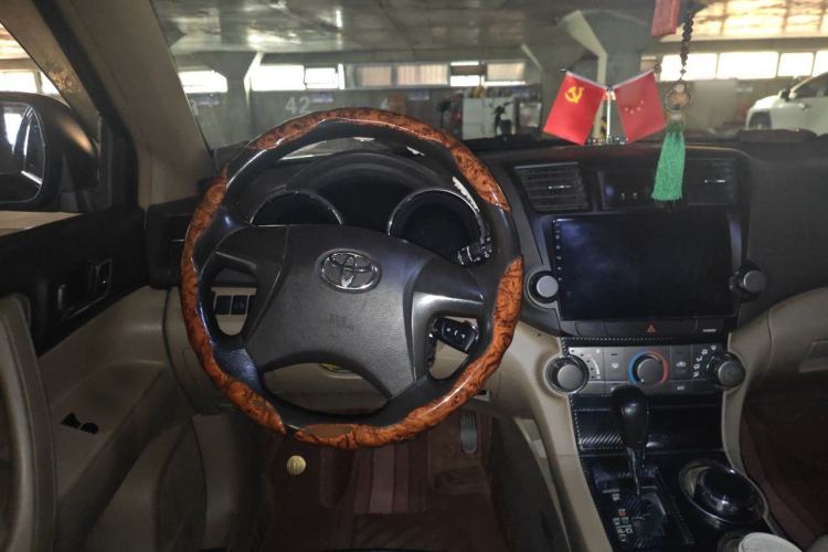 Used Toyota Highlander 2009 2.7L 2WD 7-Seater Elite Edition Steering Wheel