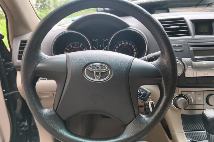 Used Toyota Highlander 2009 2.7L 2WD 5-Seater Elite Edition Steering Wheel