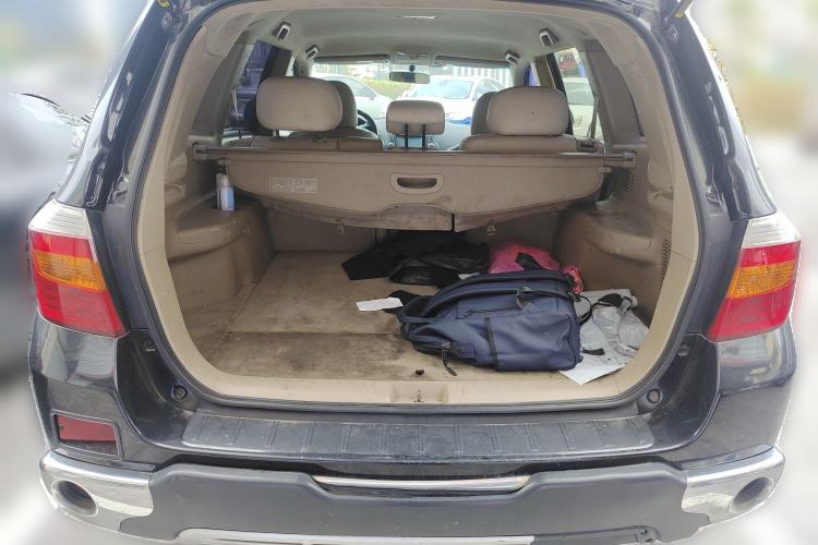 Used Toyota Highlander 2009 2.7L 2WD 5-Seater Elite Edition Trunk