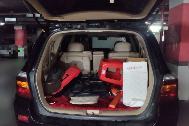 Used Toyota Highlander 2009 2.7L Two-Wheel Drive 7-Seater Luxury Edition Trunk