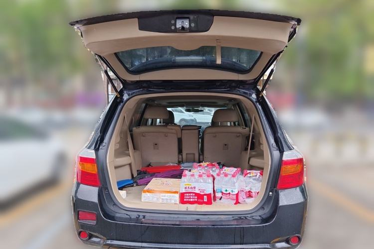 Used Toyota Highlander 2009 2.7L Two-Wheel Drive 7-Seater Luxury Edition Trunk