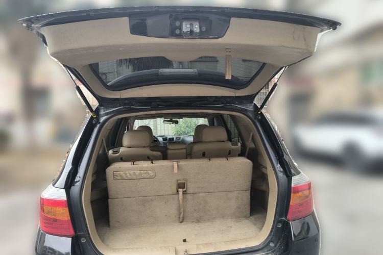 Used Toyota Highlander 2009 3.5L 4x4 7-Seater Luxury Edition Trunk