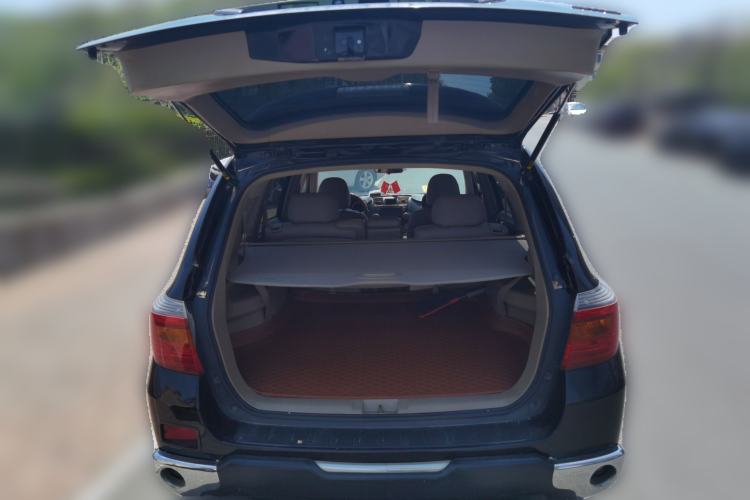 Used Toyota Highlander 2009 3.5L 4x4 7-Seater Luxury Edition with Navigation Trunk