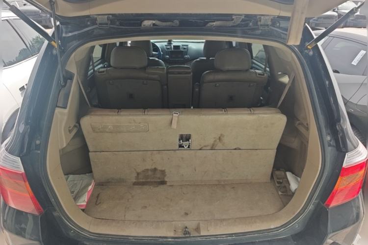 Used Toyota Highlander 2009 3.5L 4x4 7-Seater Luxury Edition Trunk