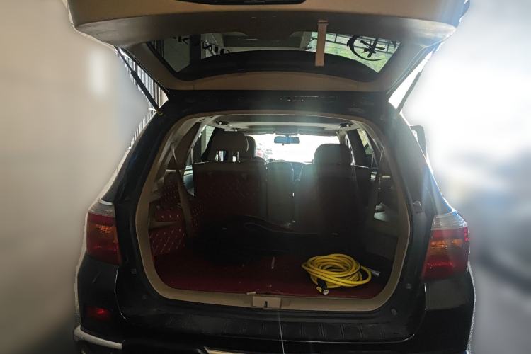 Used Toyota Highlander 2009 2.7L Two-Wheel Drive 7-Seater Luxury Edition Trunk