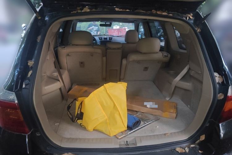 Used Toyota Highlander 2009 3.5L 4x4 7-Seater Luxury Edition Trunk