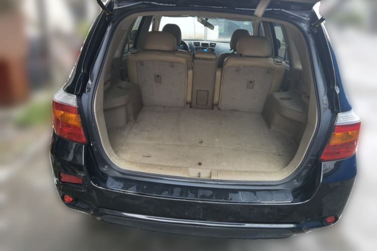 Used Toyota Highlander 2009 2.7L 2WD 5-Seater Elite Edition Trunk