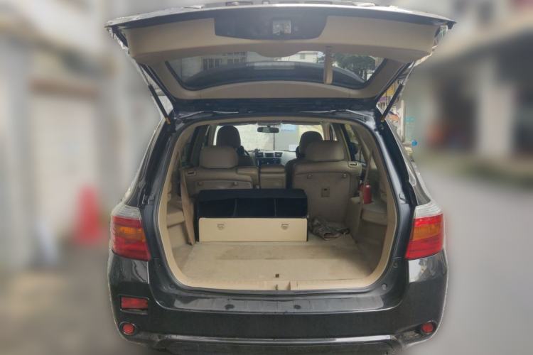 Used Toyota Highlander 2009 2.7L Two-Wheel Drive 7-Seater Luxury Navigation Edition Trunk