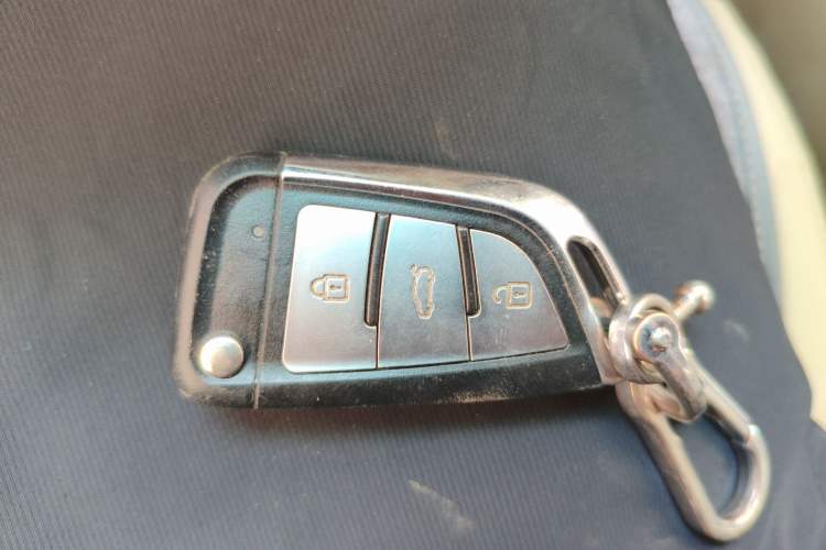 Used Toyota Highlander 2009 2.7L 2WD 5-Seater Elite Edition Vehicle Key