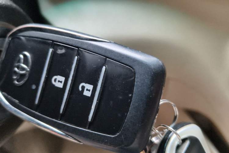 Used Toyota Highlander 2009 2.7L 2WD 5-Seater Elite Edition Vehicle Key