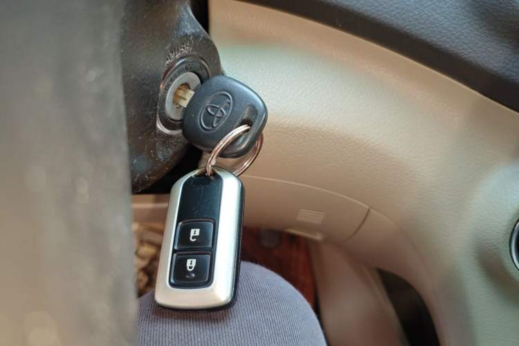 Used Toyota Highlander 2009 2.7L 2WD 5-Seater Elite Edition Vehicle Key