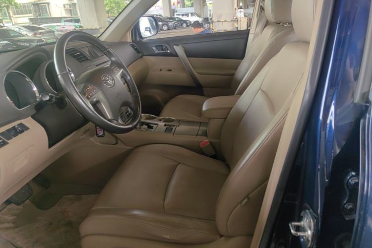 Used Toyota Highlander 2009 2.7L Two-Wheel Drive 7-Seater Luxury Navigation Edition Left Front Seat