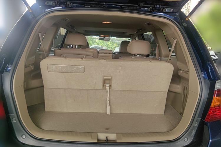 Used Toyota Highlander 2009 2.7L Two-Wheel Drive 7-Seater Luxury Navigation Edition Trunk