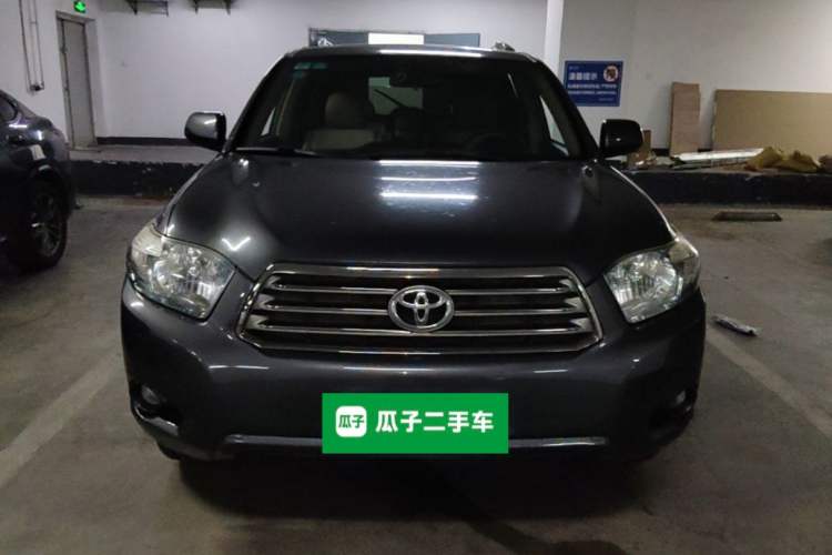 Used Toyota Highlander 2009 2.7L Two-Wheel Drive 7-Seater Luxury Edition Front