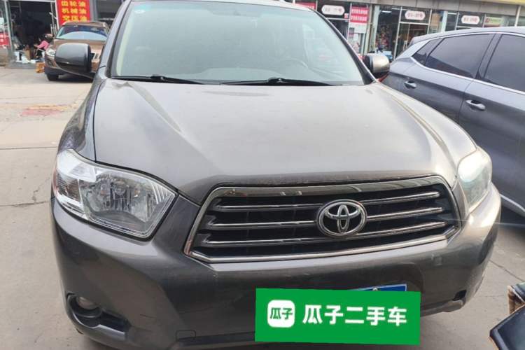 Used Toyota Highlander 2009 2.7L Two-Wheel Drive 7-Seater Luxury Edition Front