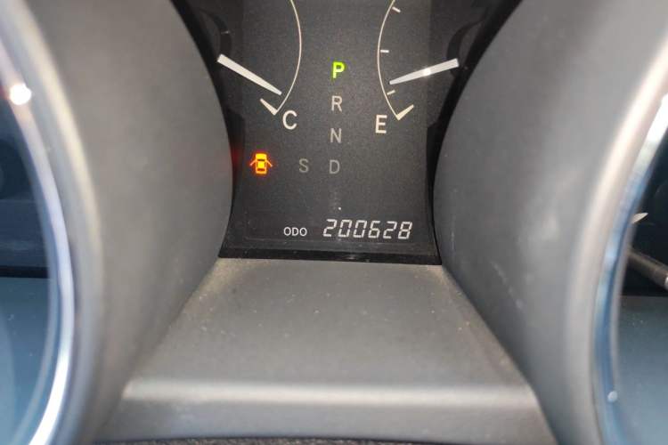 Used Toyota Highlander 2009 2.7L Two-Wheel Drive 7-Seater Luxury Edition Odometer Close Up