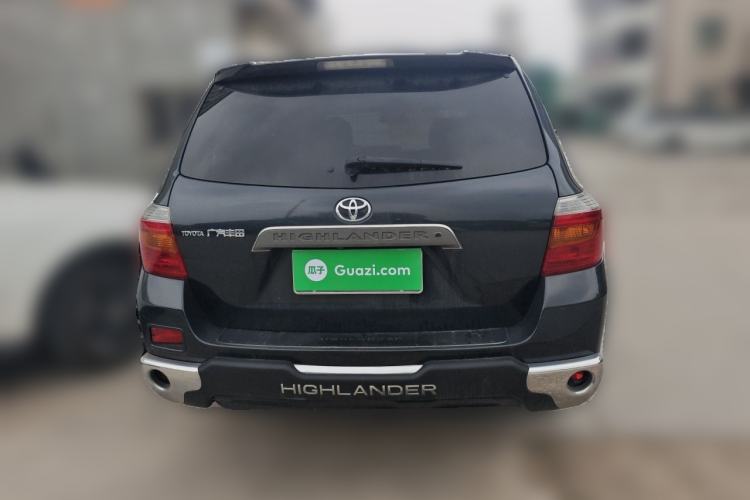 Used Toyota Highlander 2009 2.7L Two-Wheel Drive 7-Seater Luxury Edition Rear