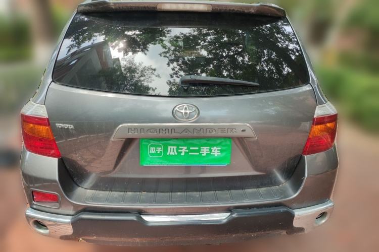 Used Toyota Highlander 2009 2.7L Two-Wheel Drive 7-Seater Luxury Edition Rear
