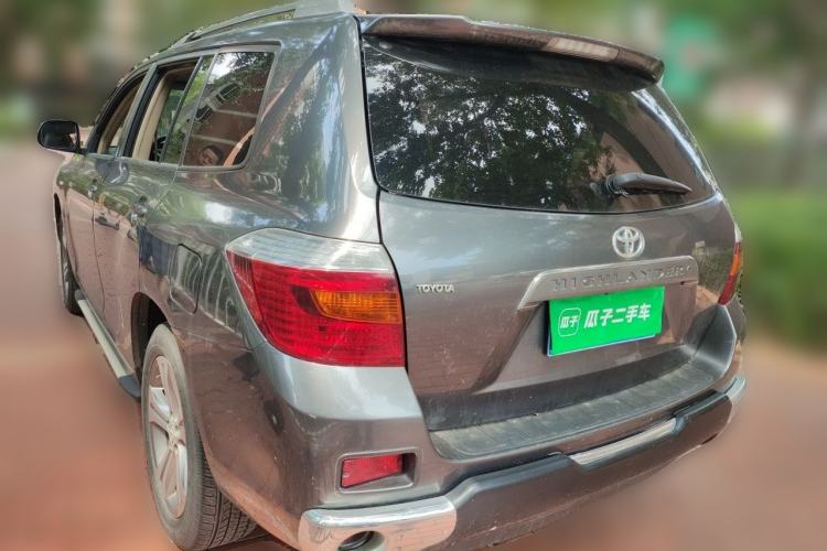 Used Toyota Highlander 2009 2.7L Two-Wheel Drive 7-Seater Luxury Edition Rear Left 45 Deg