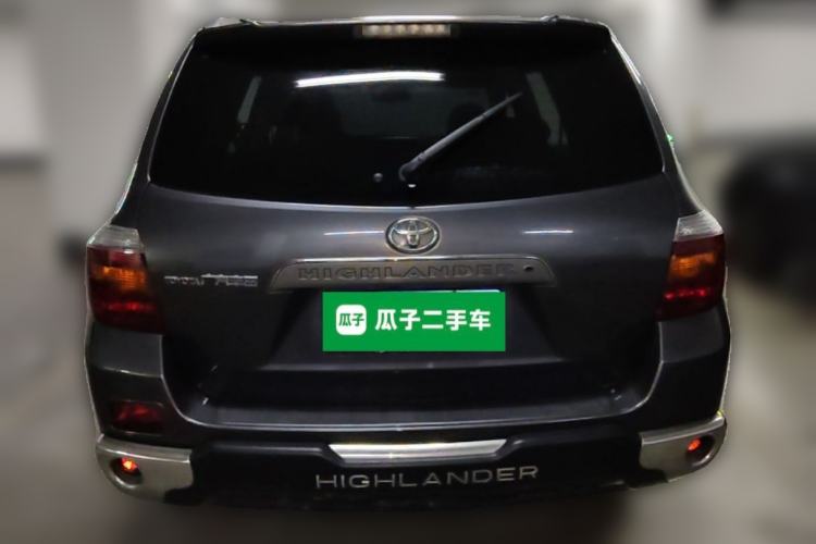 Used Toyota Highlander 2009 2.7L Two-Wheel Drive 7-Seater Luxury Edition Rear