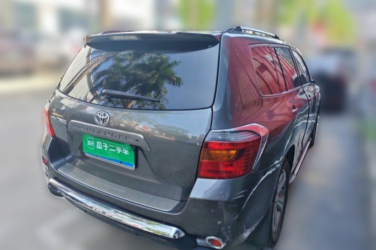 Used Toyota Highlander 2009 2.7L Two-Wheel Drive 7-Seater Luxury Edition Rear Right 45 Deg