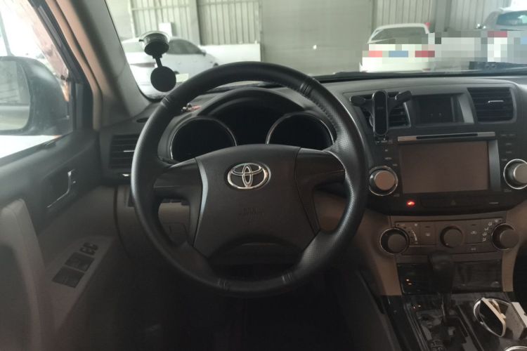 Used Toyota Highlander 2009 2.7L 2WD 5-Seater Elite Edition Steering Wheel