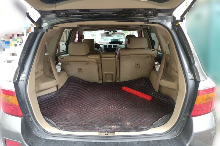 Used Toyota Highlander 2009 2.7L Two-Wheel Drive 7-Seater Luxury Edition Trunk