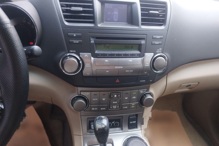 Used Toyota Highlander 2009 3.5L 4x4 7-Seater Luxury Edition Audio And AC Panel