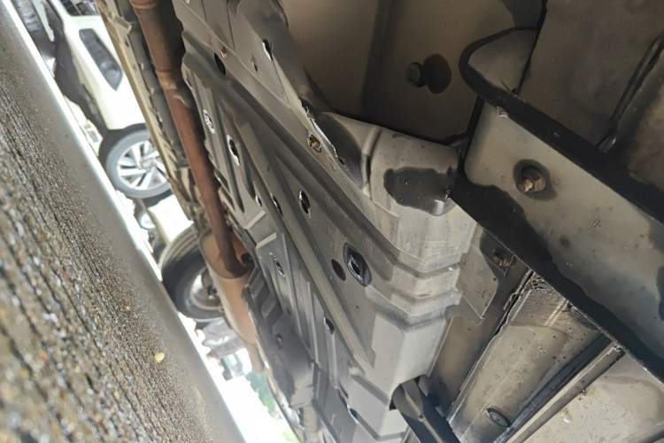 Used Toyota Highlander 2009 2.7L Two-Wheel Drive 7-Seater Luxury Edition Chassis Front Left