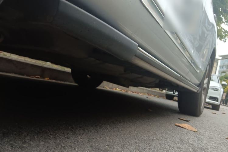 Used Toyota Highlander 2009 2.7L Two-Wheel Drive 7-Seater Luxury Edition Chassis Front Left